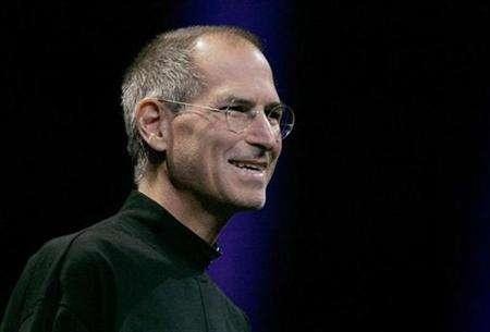 "Steve Jobs" received mixed reviews and arguments on its accuracy.