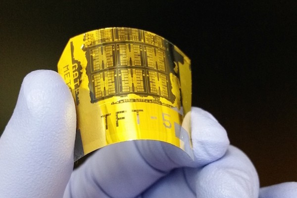 Developed by UW electrical engineers, this unique phototransistor is flexible, yet faster and more responsive than any similar phototransistor in the world.