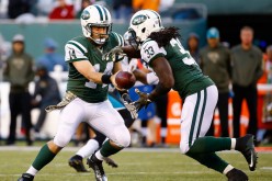 New York Jets quarterback Ryan Fitzpatrick hands off the football to running back Chris Ivory during their recent game against the Jacksonville Jaguars.