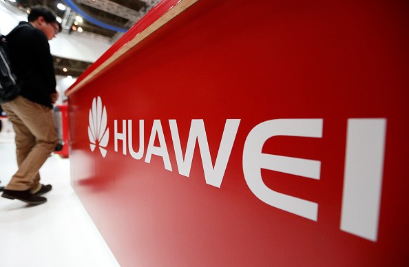 Huawei has been establishing deals and other measures in preparation for the "superphone" age.