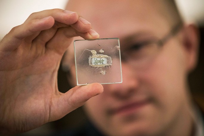 Christie's To Auction 1958 Prototype Of Microchip Used In Nobel-Prize Winning Invention