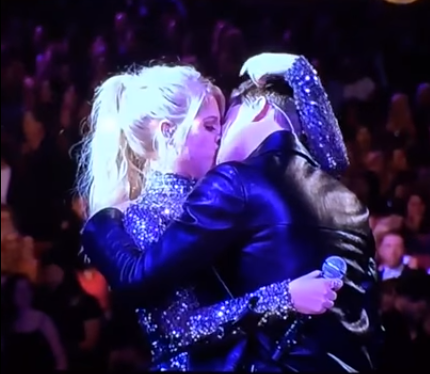 Meghan Trainor and Charlie Puth kissed after performing "Marvin Gaye" during the American Music Awards 2015.