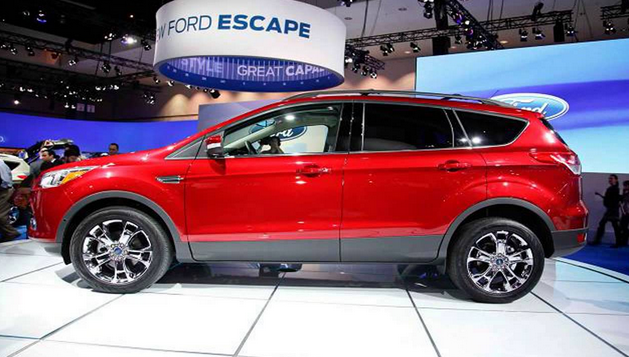 Ford announces the launch of Escape SUV 2017 with a complete new look and improved features. 