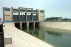 Beijing's water diversion project has not only prevented the decline of underground water level, but also brought water supply to downtown and suburban areas.