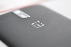  OnePlus 2 Android smartphone was announced in July 2015,  and features 3G, 5.5″ LTPS IPS LCD capacitive touchscreen, 13 MP camera, Wi-Fi, GPS, and Bluetooth.