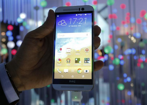 It’s time for HTC One A9 to stand against Redmi Note 3, which features similar specs but at a take away price. 