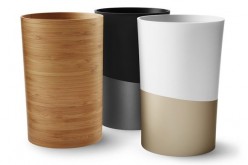 Google's OnHub router interchangeable shells are available in white-and-gold cover, a black-and-silver one, and a bamboo. 