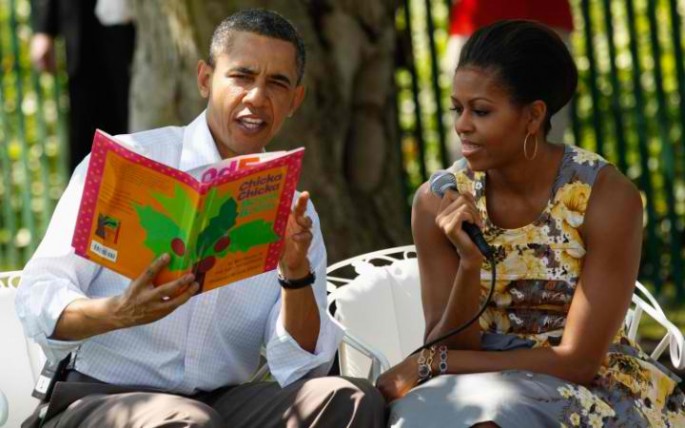 Barack Obama chooses his favorite book in 2015 | Barack Obama and Michelle Obama
