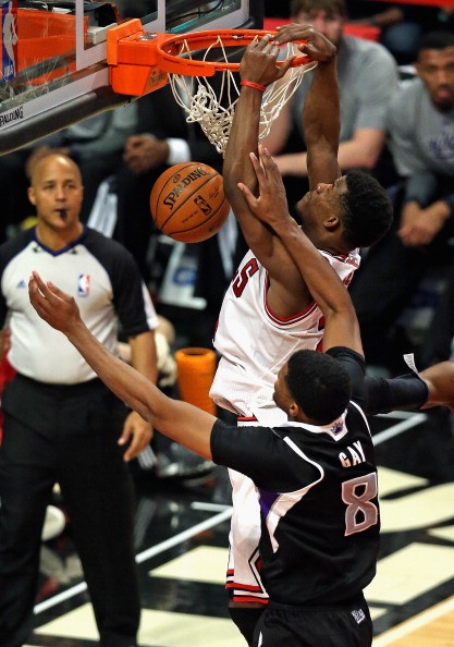 Jimmy Butler dunks on Rudy Gay