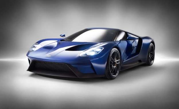 Ford has teamed up with Corning when needed to produce a lighter vehicle by developing a hybrid window for the rear engine cover and the windshield of the 2017 Ford GT