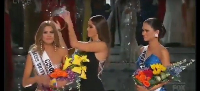 Steve Harvey Mistake Makes It An Awkward Night For Miss Universe 2015