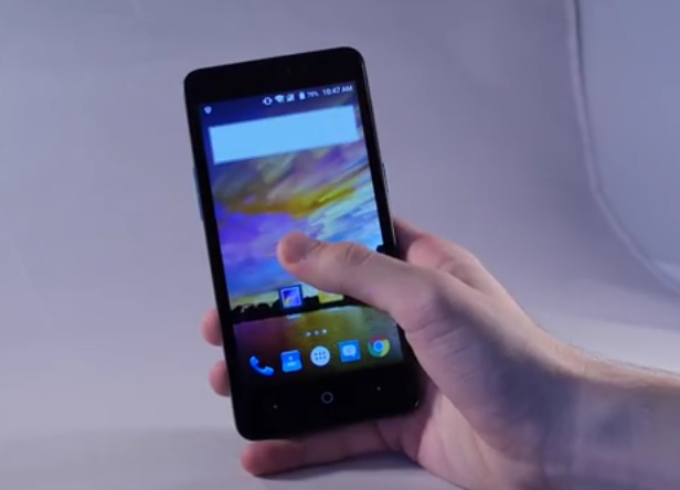 At the CES 2016, ZTE launched two of its value-packed handsets, the Avid Plus and the Grand X3. 