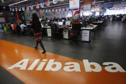 China`s biggest E-commerce company Alibaba is fusing online shopping with good old-fashioned brick and mortar retailing.