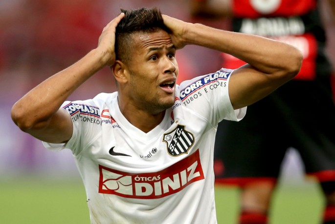 Santos FC forward Geuvânio.