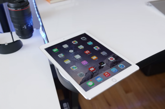 Rumors suggest that Apple will be launching its successor to the iPad Air 2 in a March 15 event - the iPad Air 3.