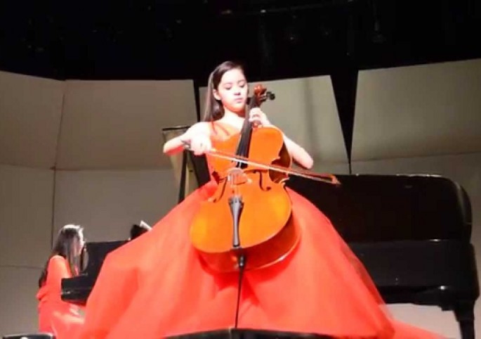 Nana Ouyang performs Popper's Concert Polonaise.