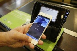 Analysts said that the Apple Pay service is likely going to have a hard time breaking into the Chinese mobile payment market due to stiff competition.