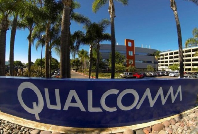 U.S. chip giant Qualcomm partners with Chinese tech firm Thundercomm to develop technology for drones, robots and wearable devices.