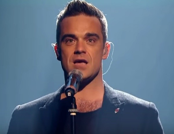 Singer Robbie Williams will join former bandmates Take That for a reunion tour in 2017.