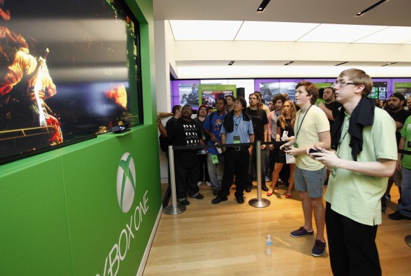 Microsoft retail store hosts Xbox One midnight launch event featuring a Killer Instinct ultra gaming tournament in Houston