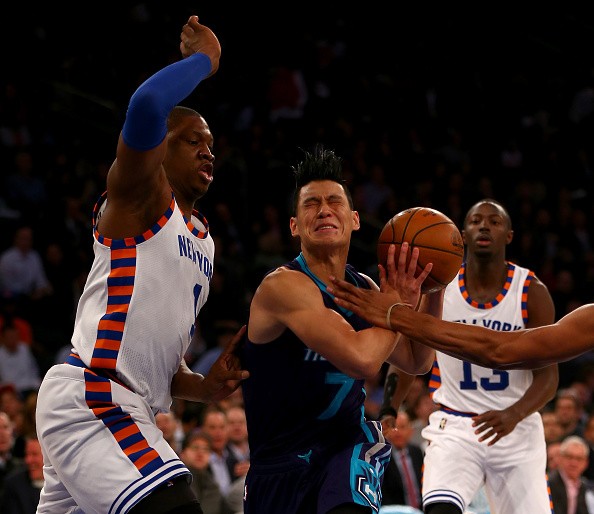 Jeremy Lin of the Charlotte Hornets drives hard to the rim against the New York Knicks at Madison Square Garden on November 17, 2015.