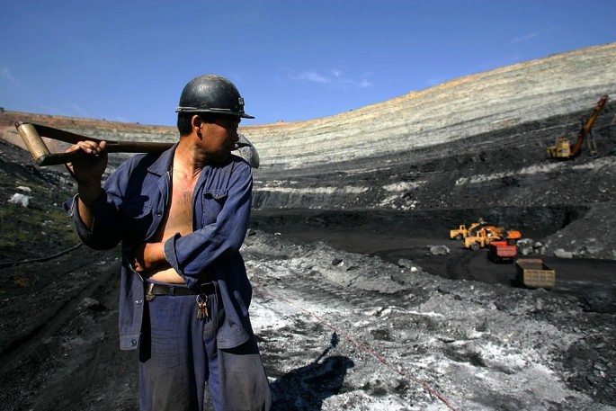Laidoff coal and steel miners are to be assisted by the Chinese government.