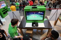 Guests get to check out the new Xbox One at the Microsoft Store with Chicago Bulls Legend Scottie Pippen at The Shops at North Bridge on Nov. 23, 2013 in Chicago, Illinois. 