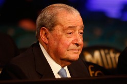 Bob Arum weighs in on a potential Manny Pacquiao vs. Floyd Mayweather rematch.
