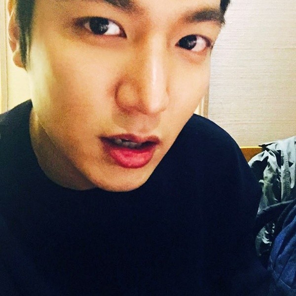 Lee Min Ho says goodnight to fans in Shanghai